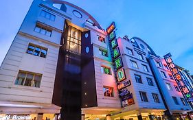 Hotel Grand Godwin Near New Delhi Railway Station- Free Airport Pick-Up